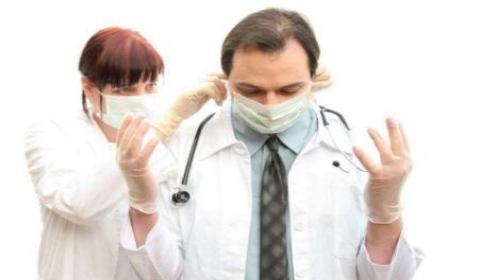 医务人员有过错 医疗机构是否承担赔偿责任?