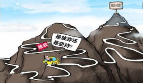西安奔驰车主维权上引擎盖！ 消费者维权还有什么途径？