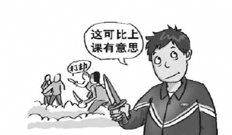 小伙捆83岁老太被拘 未成年抢劫会被判刑吗?