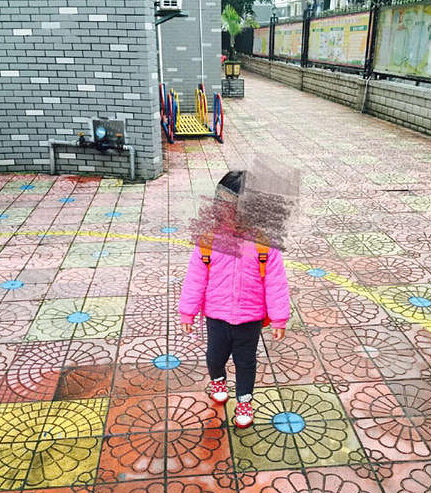 网曝福州4岁女童在校被打满身伤